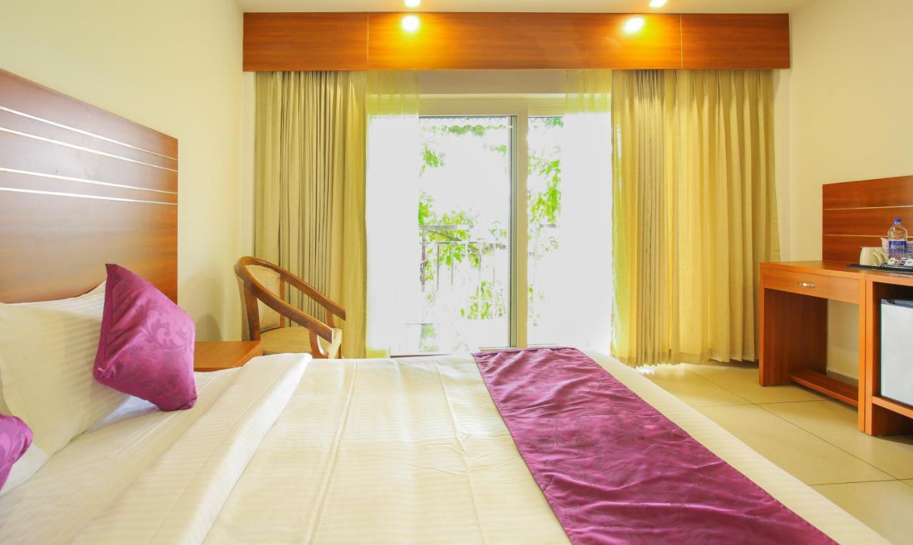 The Lakeview Munnar Exterior foto